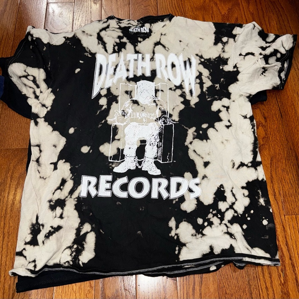 Death Row Records graphic t-shirt collaboration with Crooks & Castles